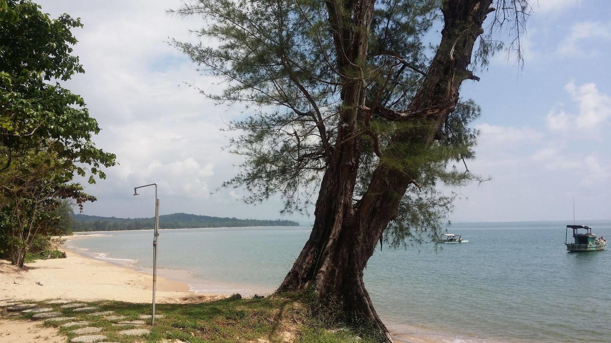 Wild Beach Phu Quoc Resort Exterior photo